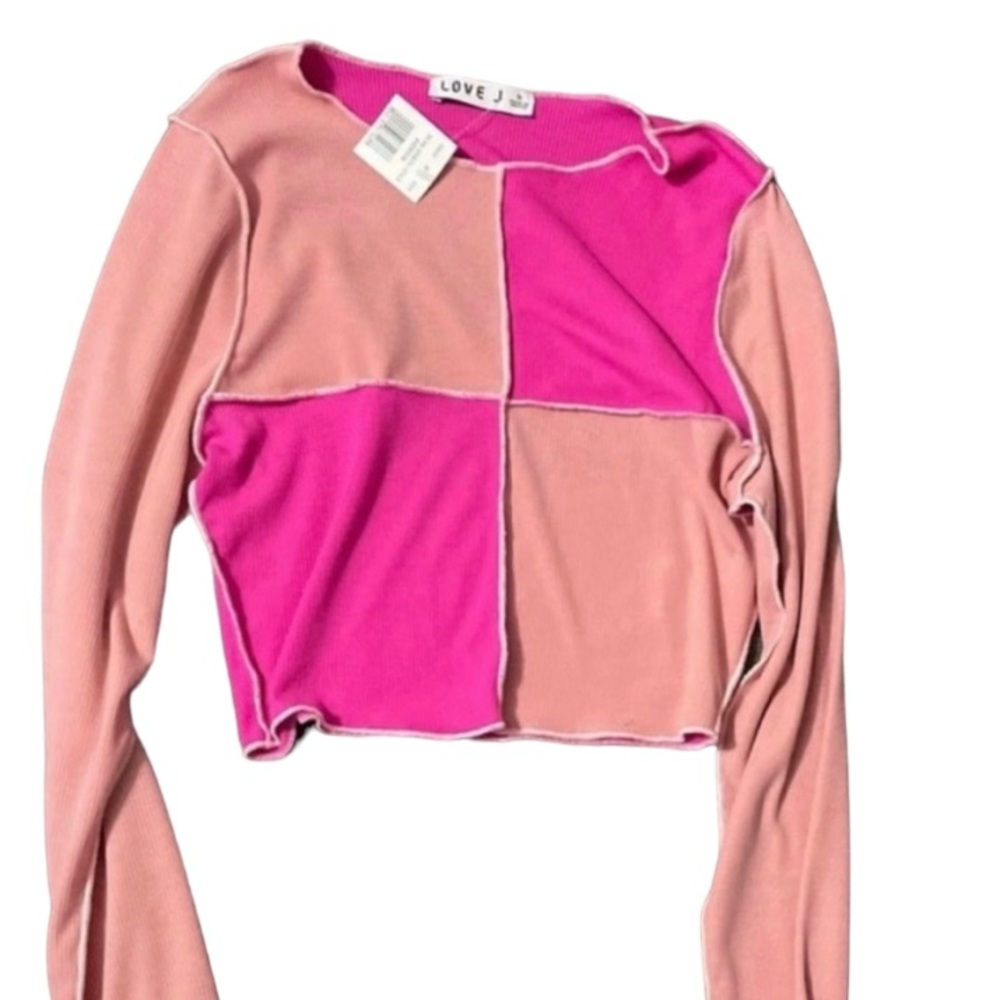 Crop top size small